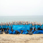 ΔΤ_Πρωτοβουλία καθαρισμού παραλίας από Ποτοποιία Πλωμαρίου ΙΑ και Πανεπιστήμιο Αιγαίου_ΦΩΤΟ_04062024