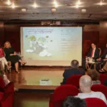 13_208_ΤΡΑΠΕΖΙ 2
